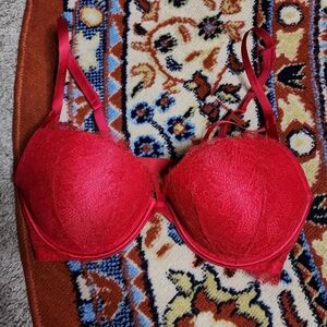 Victoria's Secret Vibrant Red Lace Pushup Bra